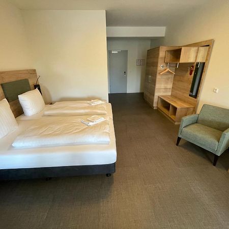 Hotel Am Pferdemarkt Aurich Bagian luar foto